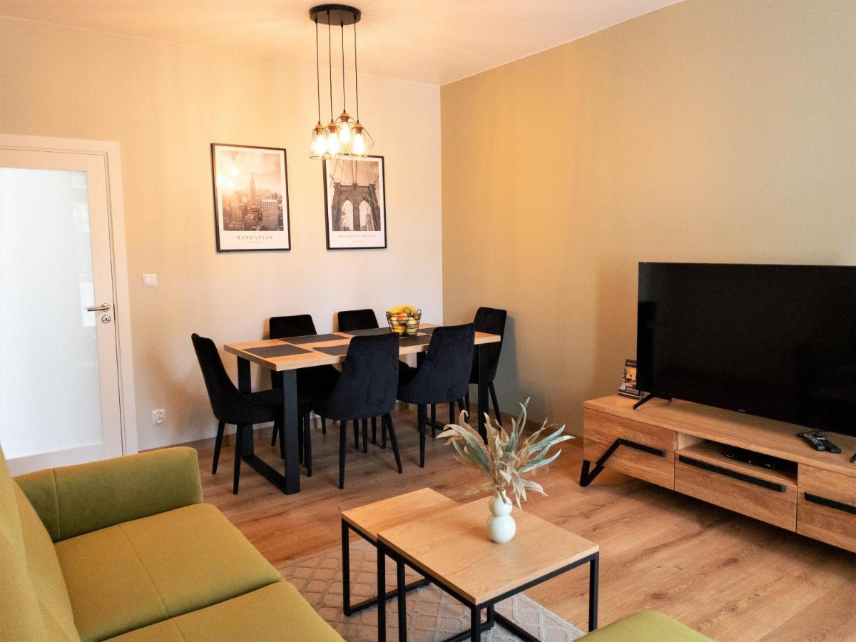 מילץ' Apartament Paradise מראה חיצוני תמונה